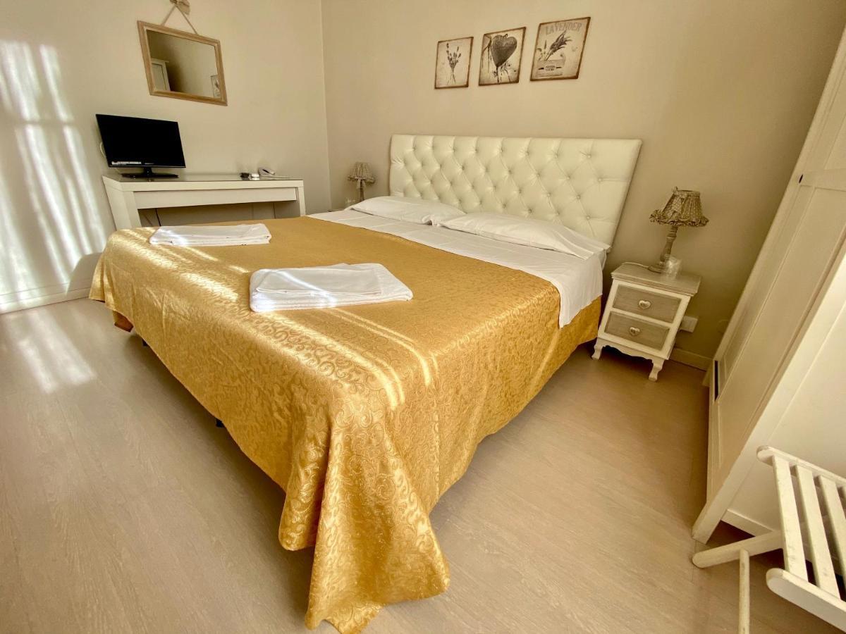 Hotel Lisa Viareggio Kültér fotó