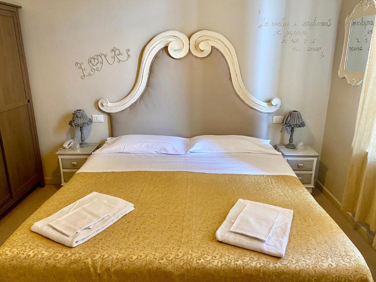 Hotel Lisa Viareggio Kültér fotó