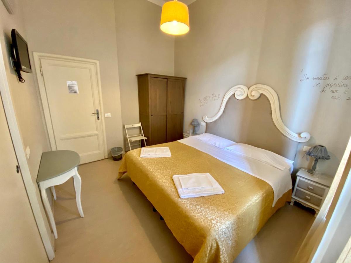Hotel Lisa Viareggio Kültér fotó
