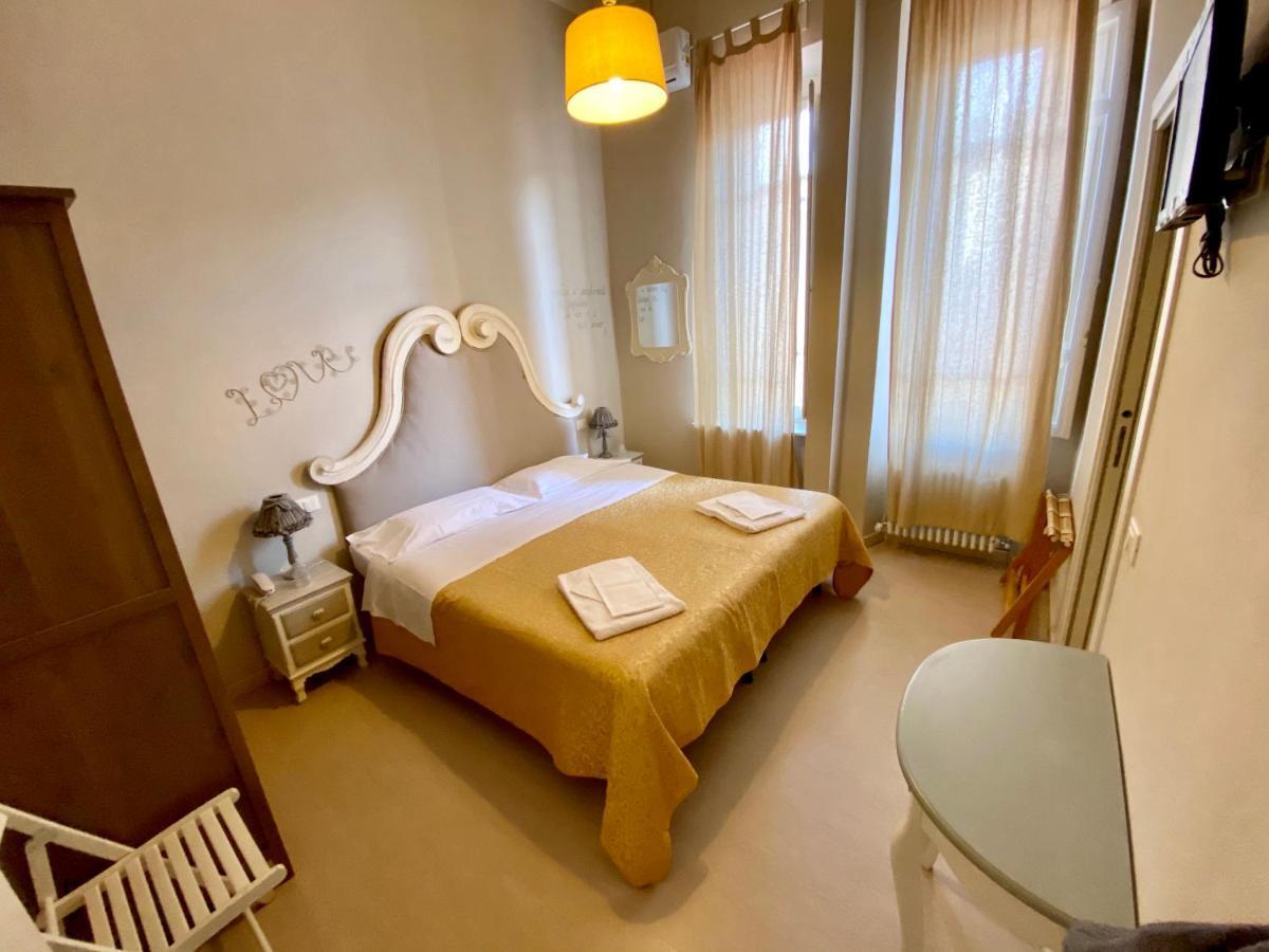 Hotel Lisa Viareggio Kültér fotó